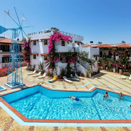 Paul Marie Apartahotel