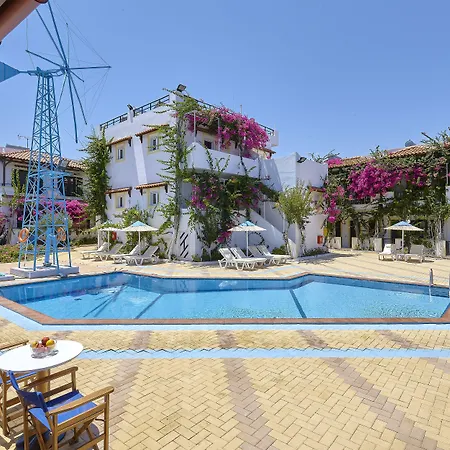 Apartahotel Paul Marie 3*