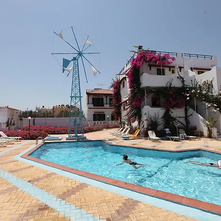 Paul Marie Aparthotel 3*