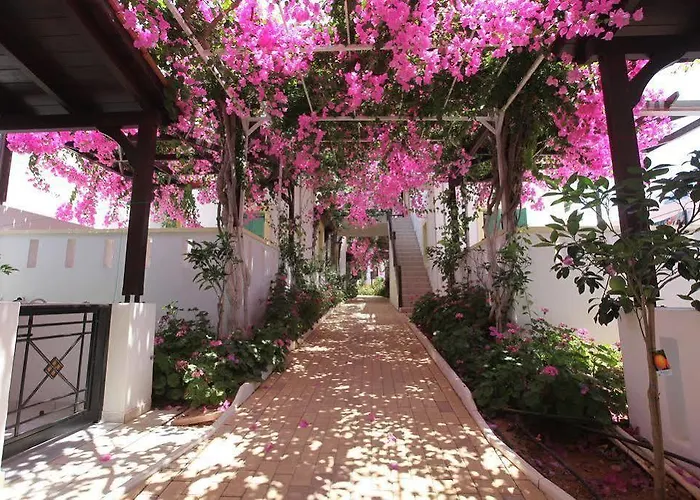 Aparthotel Paul Marie Hersonissos (Crete)